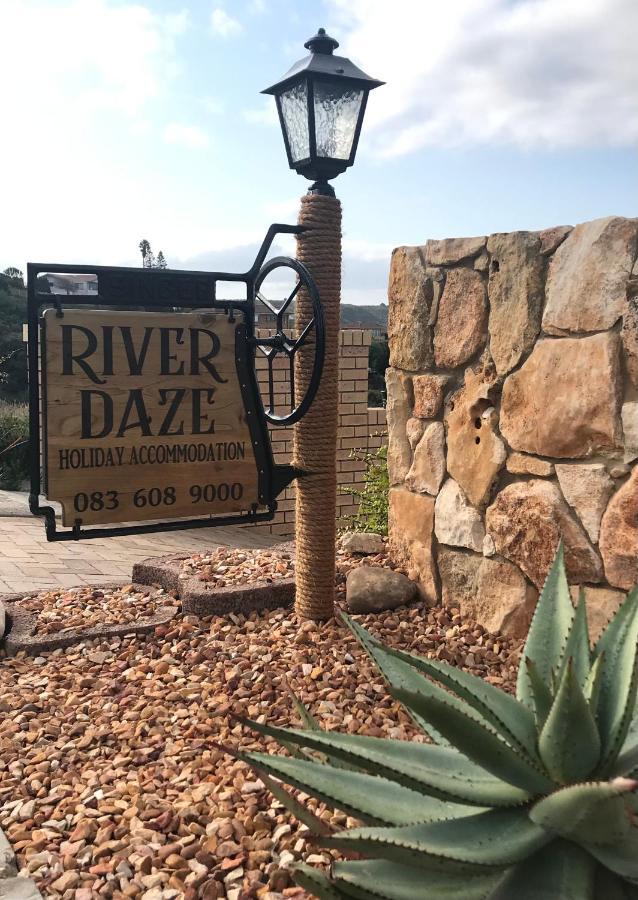 River Daze Стилбай Екстериор снимка